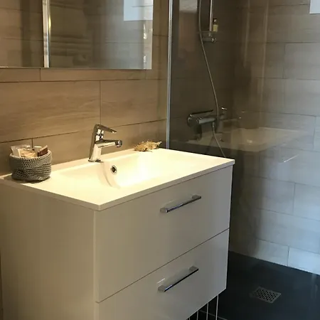 Cosy - 4 Pers. - Fr-1-836-77 Apartment Les Carroz-d'Araches